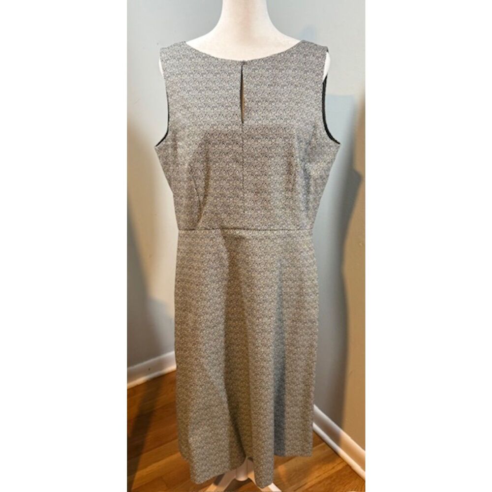 Lafayette‎ 148 NY Olive Cream Geometric Sheath Dress Size 12 Quiet Luxury